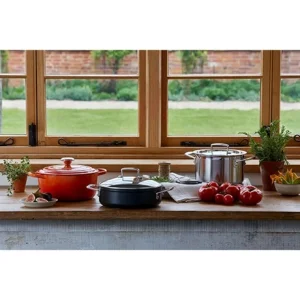 Le Creuset Sauteuse Rondeau Anti-adhérente Les Forgées 28 Cm Et Couvercle En Verre 10